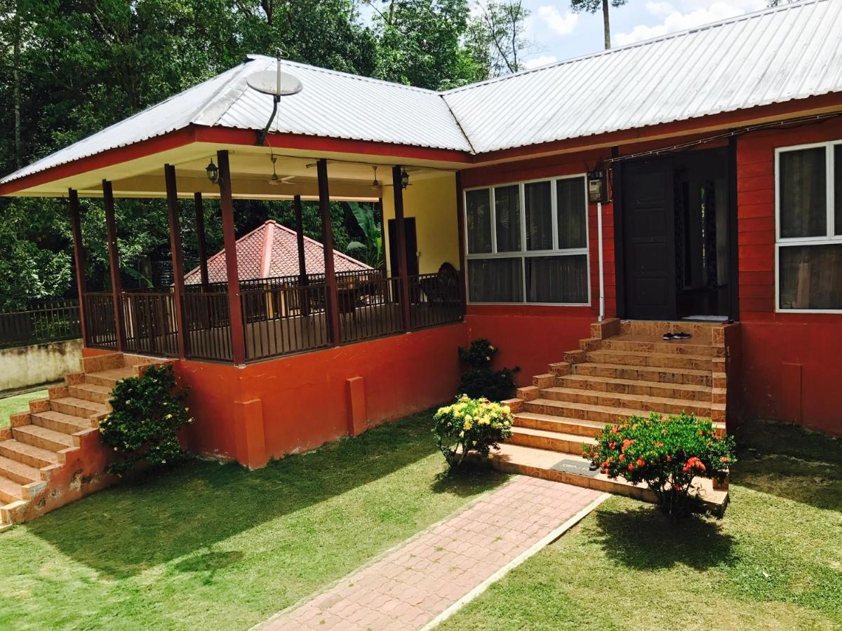 Desa Kaloi Farmhouse Villa Батанг Кали Екстериор снимка